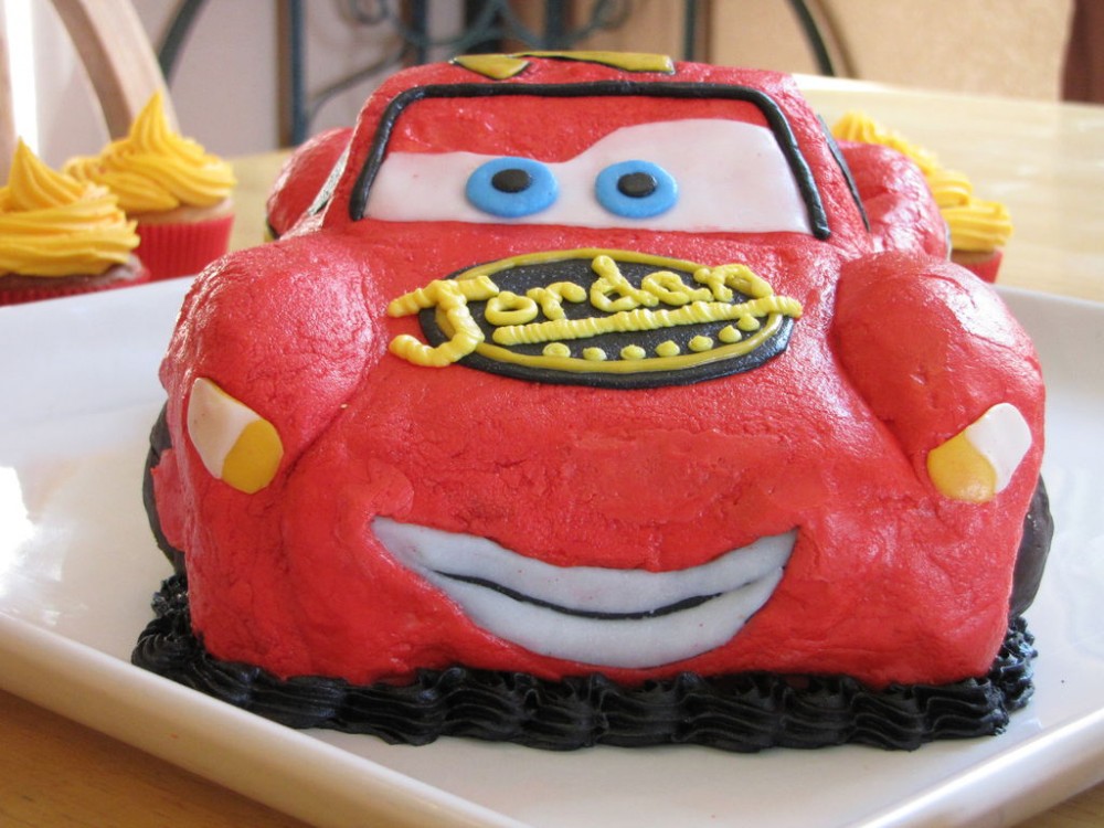 Cakes - Model - Cars - McQueen - Education - Video - decoration (7)